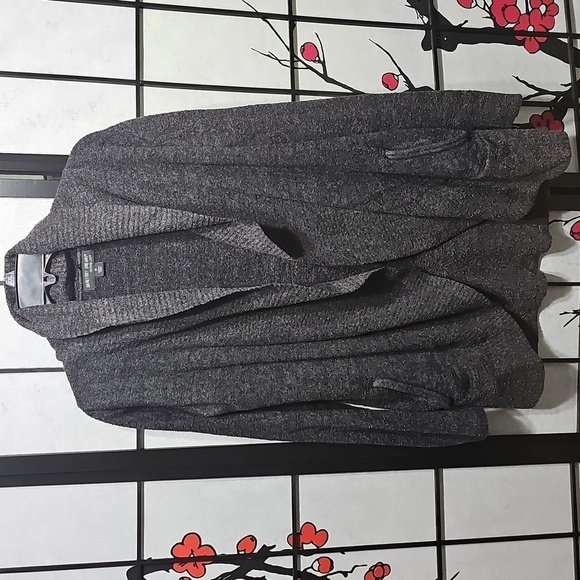 Barefoot Dreams - CozyChic Lite Seashore Gray Cardigan Size Medium - Picture 1 of 5